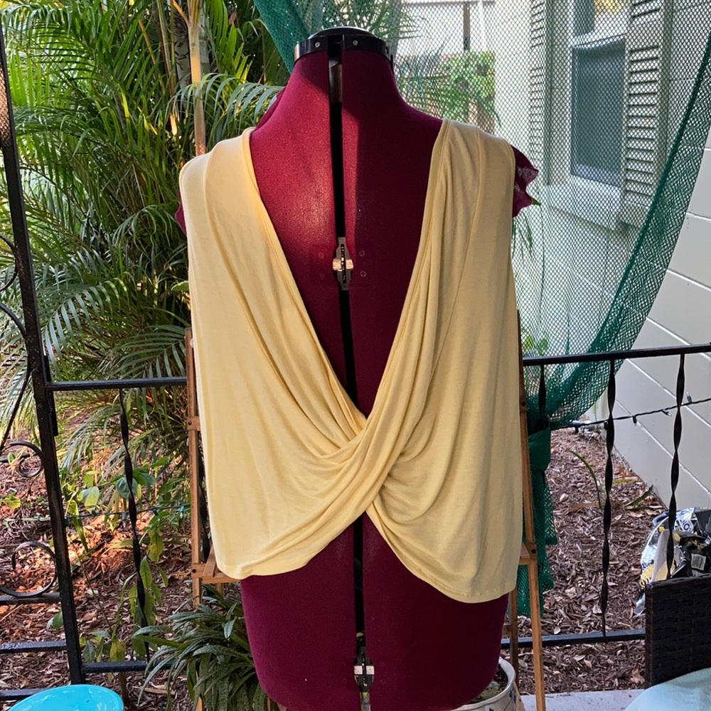 Open back drape knit top